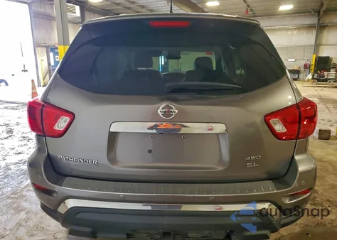 2017 Nissan Pathfinder S z USA, uszkodzony, nr VIN 5N1DR2MM7HC680887